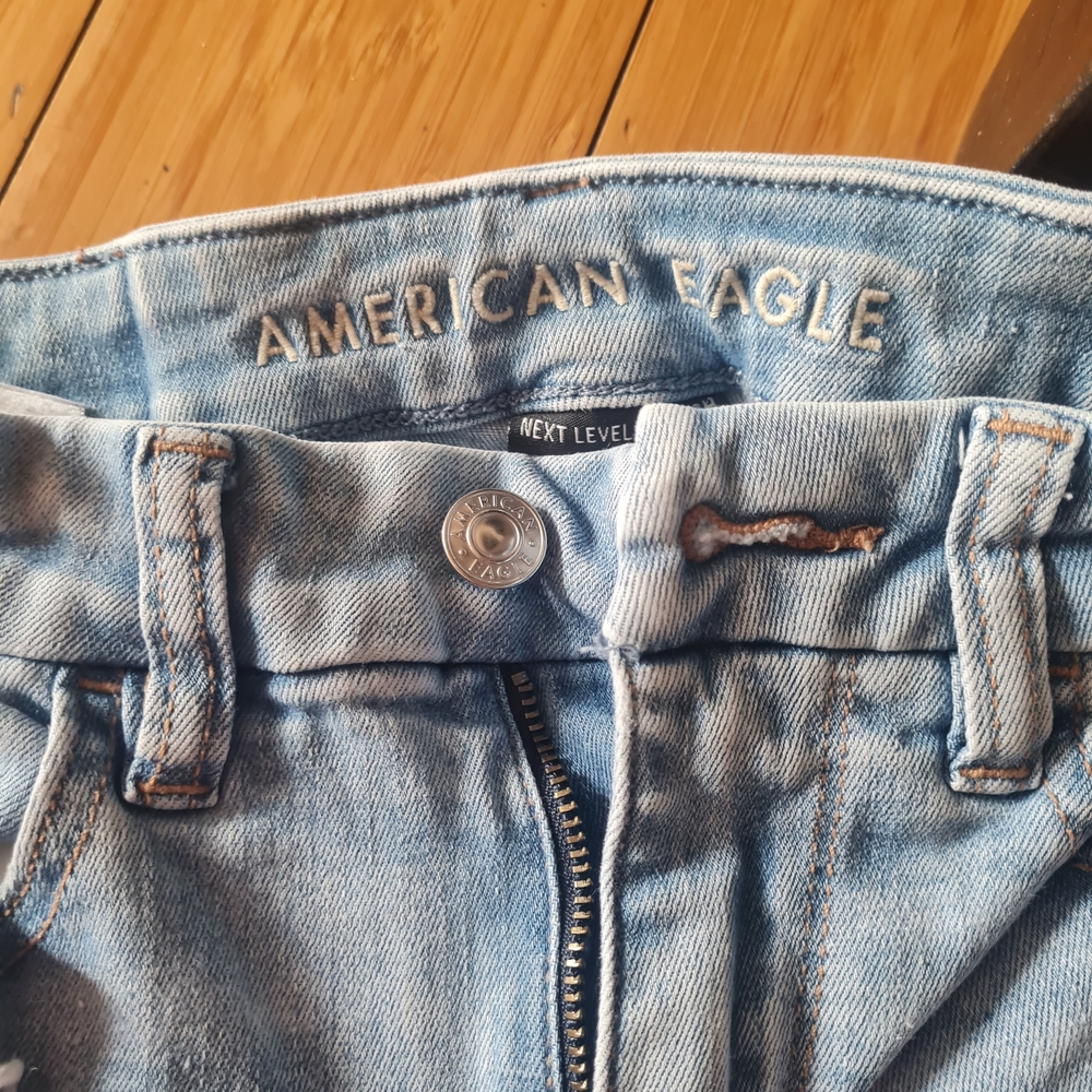 American Eagle Outfitters Women's Sky Blue High Rise Jeans